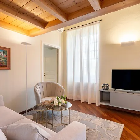 Ξενοδοχείο με διαμερίσματα Raggi Relais Castelletto d'Orba