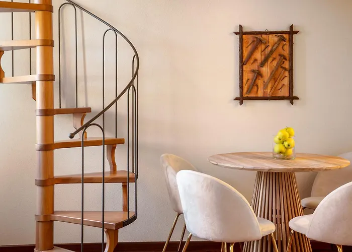 Raggi Relais Aparthotel 4*