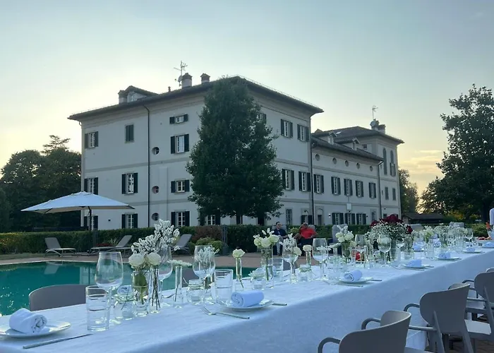 Raggi Relais Aparthotel 4*
